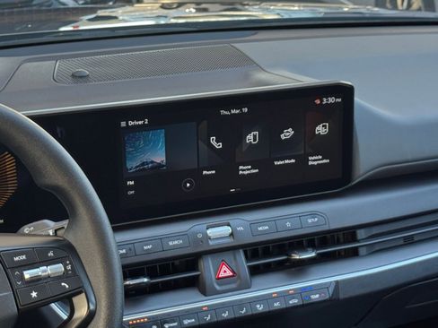 Used 2025 Kia K4 LXS image 17