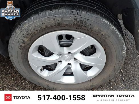 Used 2024 Toyota RAV4 LE AWD/4WD image 11