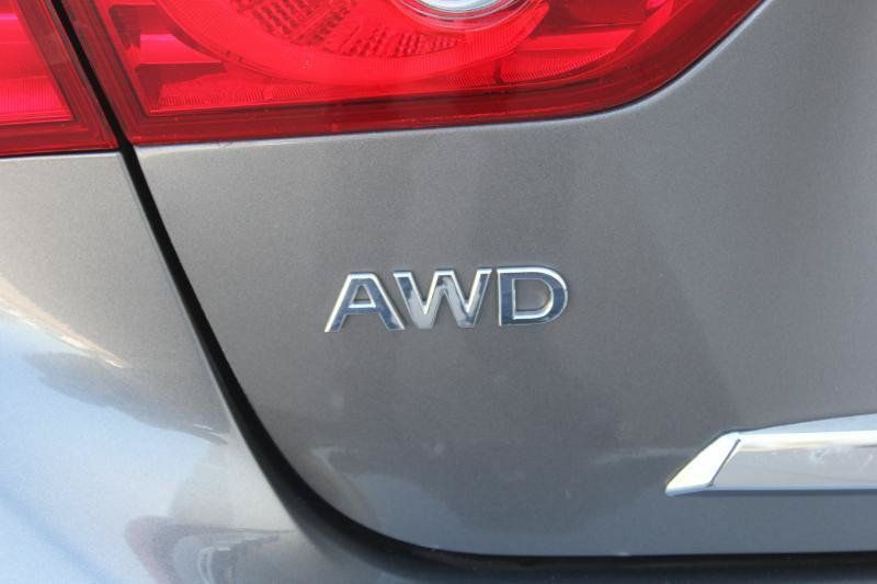 Used 2015 INFINITI Q50 Premium w/ Navigation Package AWD/4WD image 11