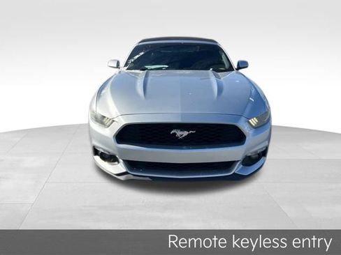 Used 2016 Ford Mustang Premium image 2