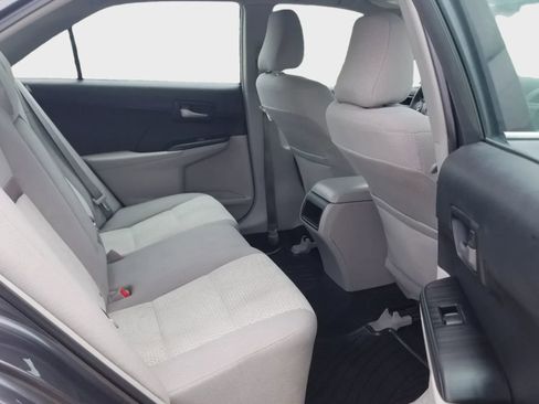 Used 2014 Toyota Camry LE FWD image 14