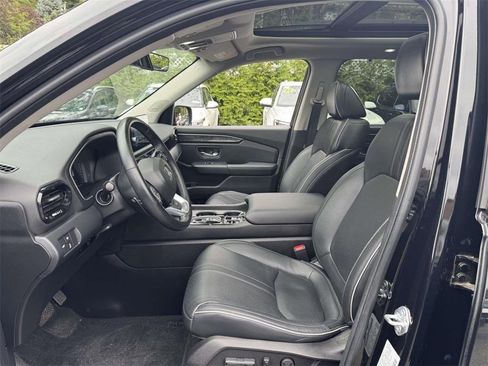 Used 2023 Honda Pilot Elite image 19