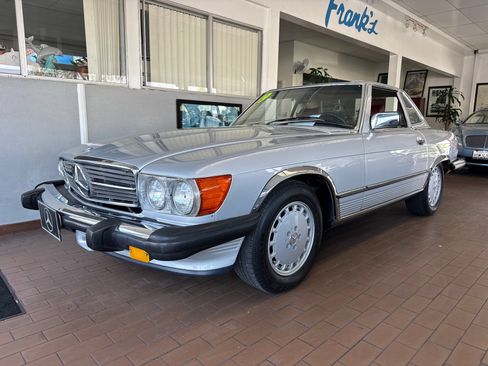 Used 1989 Mercedes-Benz 560 SL image 1