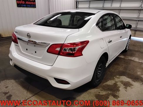 Used 2019 Nissan Sentra S image 3