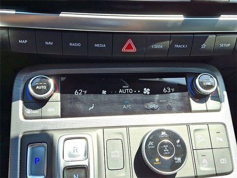 Certified 2025 Hyundai Palisade Calligraphy image 17