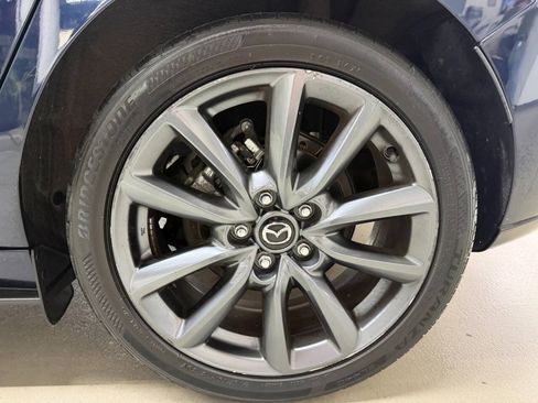 Used 2020 MAZDA MAZDA3 Hatchback w/ Preferred Package FWD image 29
