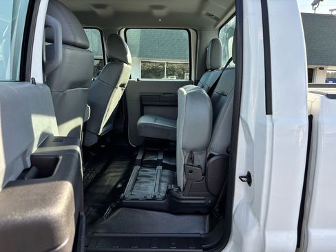 Used 2015 Ford F250 XL w/ Power Equipment Group image 22