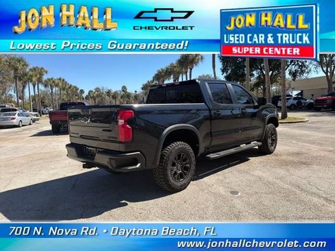 Used 2025 Chevrolet Silverado 1500 ZR2 w/ Technology Package image 14