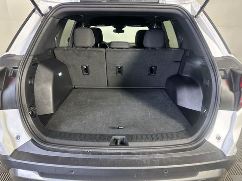 Used 2025 GMC Terrain Elevation AWD/4WD image 27