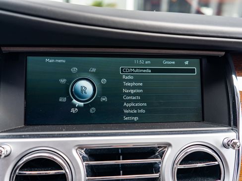 Used 2010 Rolls-Royce Ghost RWD image 22