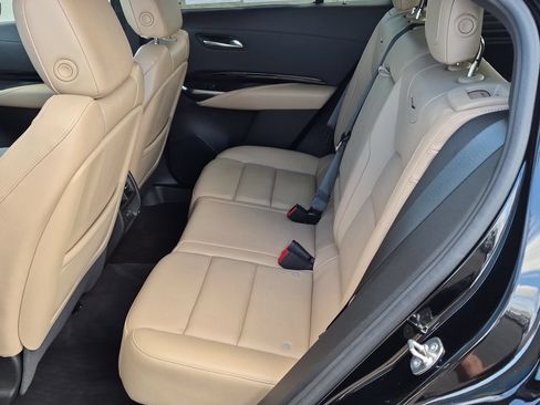 Certified 2024 Cadillac XT4 Luxury w/ Cold Weather Package AWD/4WD image 24