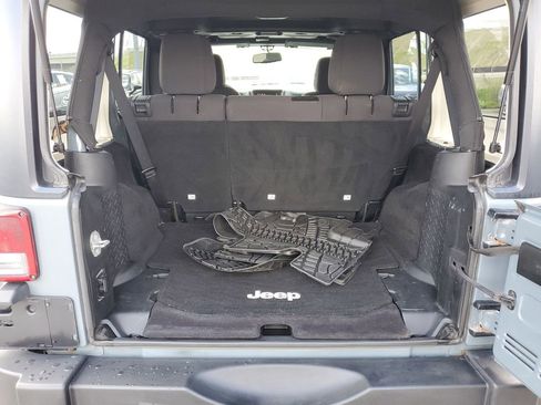 Used 2014 Jeep Wrangler Unlimited Sport w/ Quick Order Package 24S AWD/4WD image 7