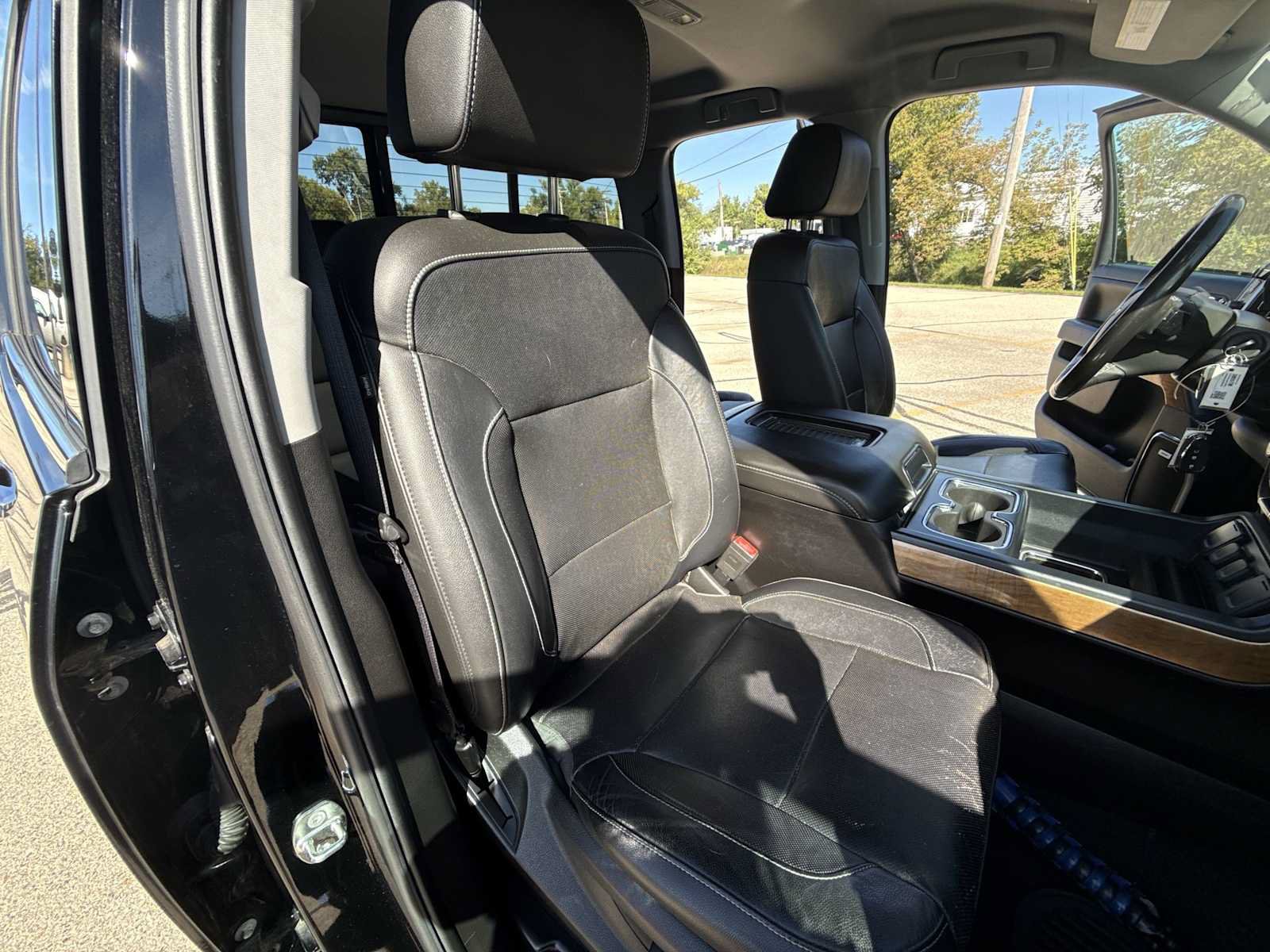 Certified 2018 Chevrolet Silverado 1500 LTZ w/ LTZ Plus Package AWD/4WD image 26