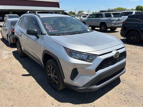 Used 2021 Toyota RAV4 LE w/ Carpet Mat Package (TMS) FWD image 2
