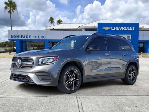 Used 2023 Mercedes-Benz GLB 250 image 2