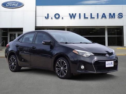 Used 2015 Toyota Corolla S image 1
