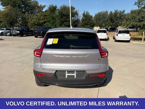 Used 2026 Volvo XC40 B5 Plus AWD/4WD image 6