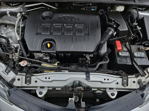 Used 2019 Toyota Corolla LE image 27