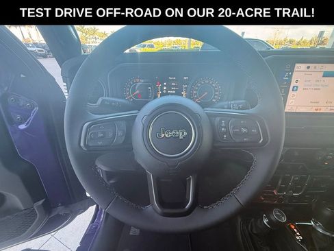 New 2026 Jeep Gladiator Mojave w/ Safety Group image 21