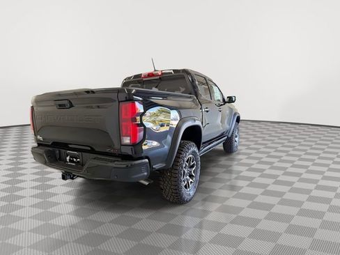 New 2026 Chevrolet Colorado ZR2 w/ Technology Package AWD/4WD image 15