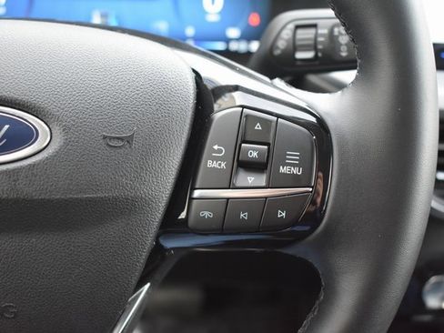 Used 2024 Ford Escape Platinum image 21