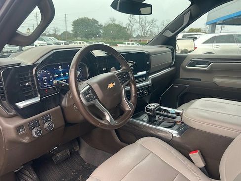 Used 2023 Chevrolet Silverado 1500 LTZ image 11