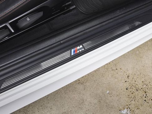 Used 2011 BMW 1 Series M image 77