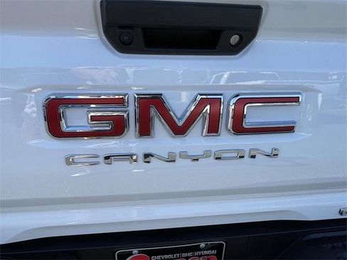 New 2026 GMC Canyon Elevation w/ Convenience Package image 8