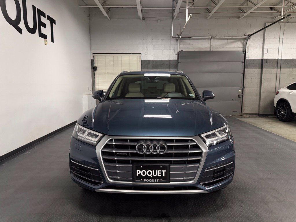 Used 2018 Audi Q5 2.0T Premium Plus w/ Premium Plus Package AWD/4WD image 3