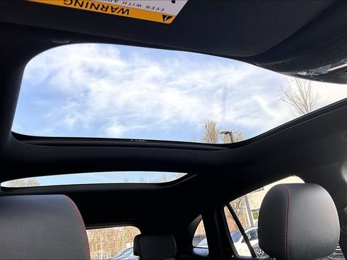 Certified 2023 Mercedes-Benz GLA 250 4MATIC image 17