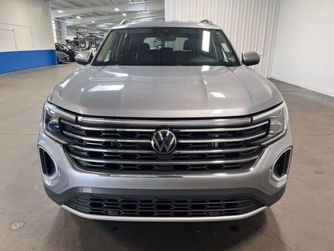 Used 2024 Volkswagen Atlas SE image 8