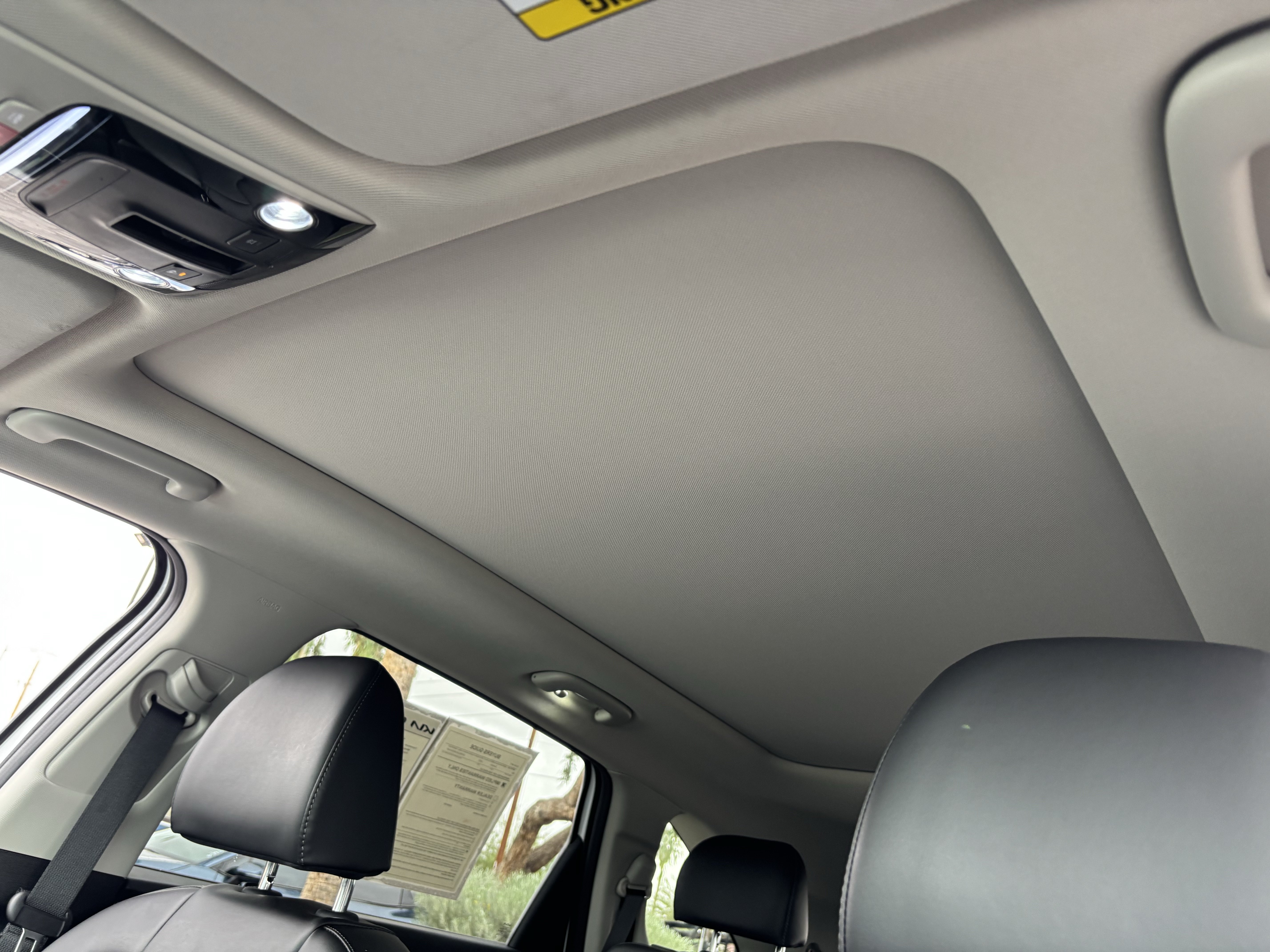 Certified 2025 Kia Sorento S w/ Panoramic Sunroof Package AWD/4WD image 16
