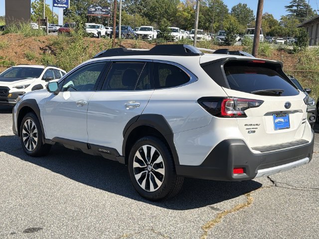 Used 2024 Subaru Outback Touring XT w/ Popular Package #2 AWD/4WD image 11