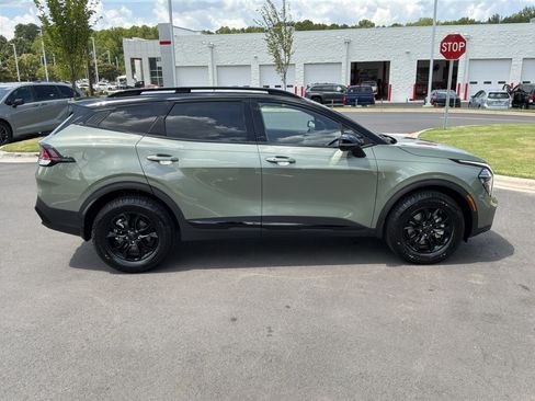 Used 2025 Kia Sportage X-Pro AWD/4WD image 11