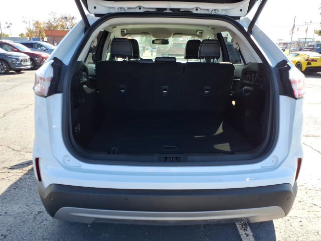 Used 2023 Ford Edge SEL AWD/4WD image 9