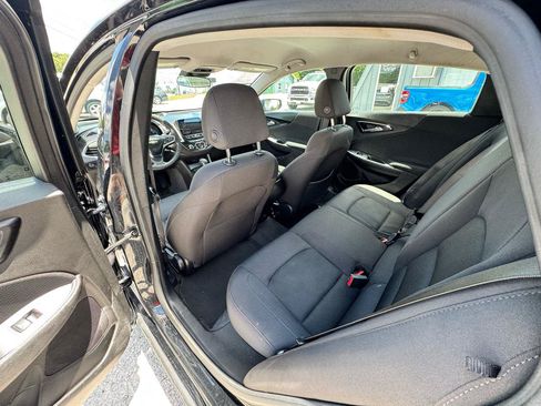 Used 2023 Chevrolet Malibu LS FWD image 19