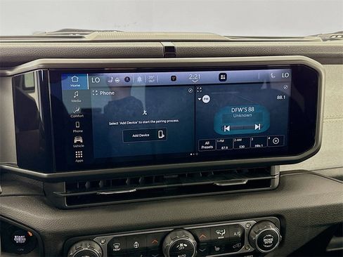 Used 2024 Jeep Wrangler Sport S image 16