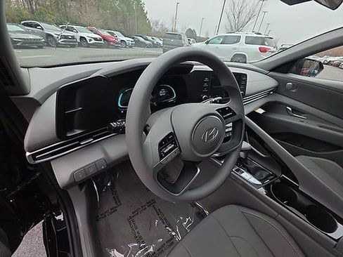 New 2026 Hyundai Elantra Blue image 27