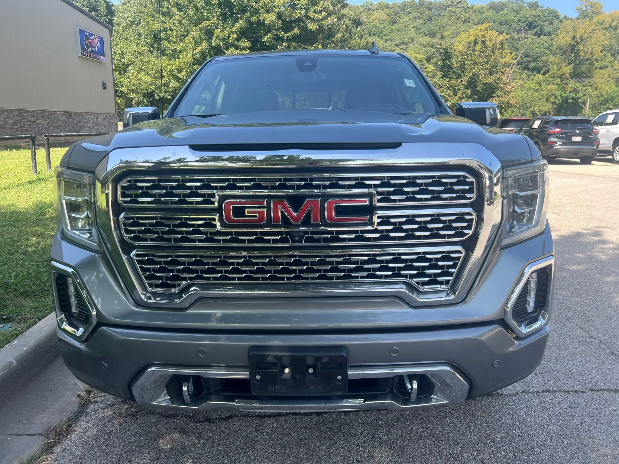 Used 2021 GMC Sierra 1500 Denali w/ Denali Ultimate Package AWD/4WD image 2
