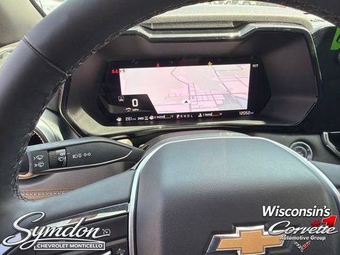 Used 2025 Chevrolet Colorado LT w/ LT Convenience Package AWD/4WD image 11