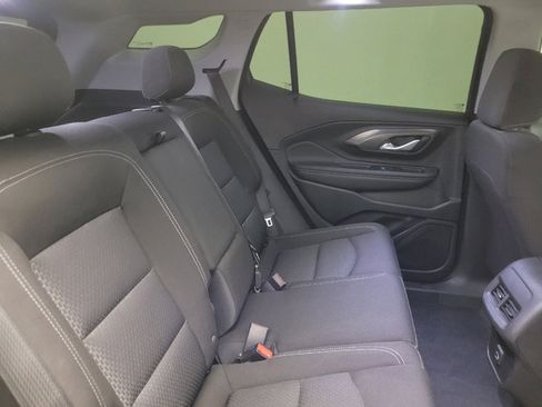 Used 2022 GMC Terrain SLE image 19