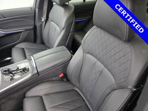 Certified 2022 BMW X5 M50i image 9