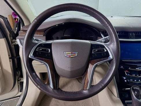 Used 2016 Cadillac XTS Luxury FWD image 13