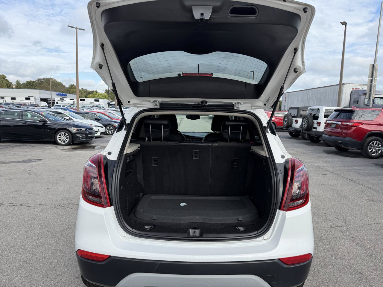 Used 2019 Buick Encore Preferred AWD/4WD image 11