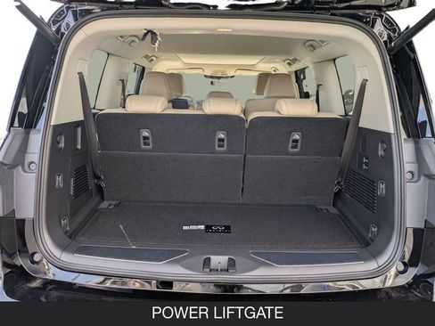 New 2026 INFINITI QX80 Pure RWD image 25