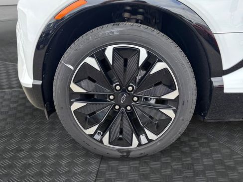 New 2024 Chevrolet Blazer EV RS image 14