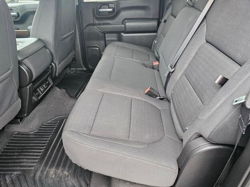 Used 2020 Chevrolet Silverado 1500 LT w/ Convenience Package AWD/4WD image 18