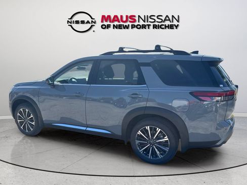 New 2026 Nissan Pathfinder Platinum w/ Cargo Package FWD image 9