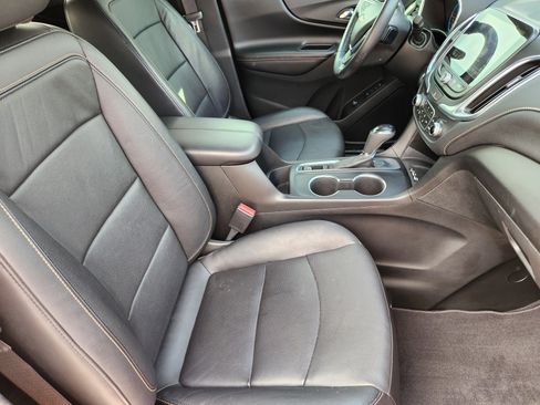 Used 2020 Chevrolet Equinox Premier image 14