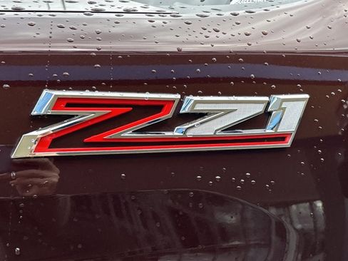 Used 2024 Chevrolet Silverado 2500 LTZ w/ LTZ Convenience Package image 15